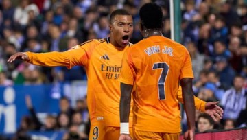 姆巴佩：踢什么位置不重要 我只想把比赛踢好