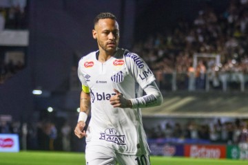 开云平台-外媒：内马尔接受了膝盖手术，希望世界杯前恢复至最佳状态